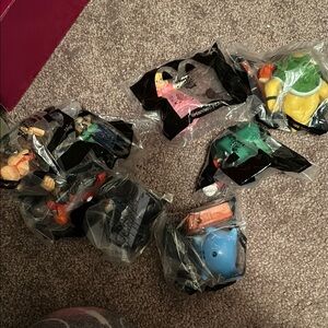 Super Mario brothers McDonald’s happy meal toys complete set